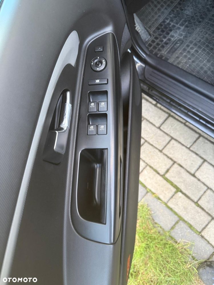 Kia Ceed 1.6 Crdi M - 24
