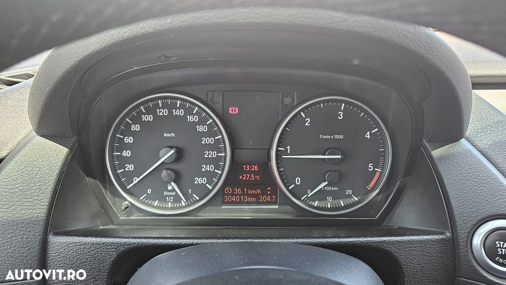 BMW X1 xDrive20d - 11