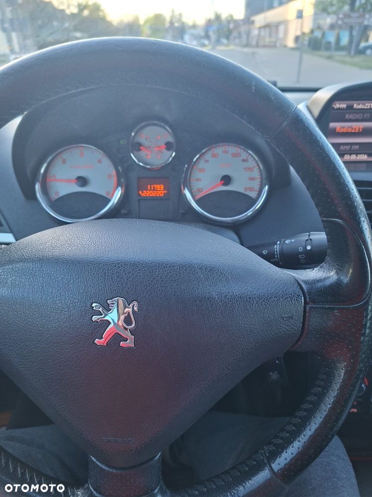 Peugeot 207 1.6 HDi - 7