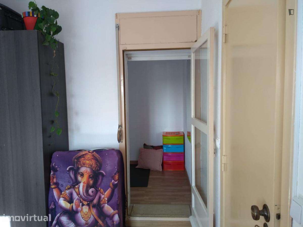 Quarto - localizado em Chelas Lisbon - Grande imagem: 5/14