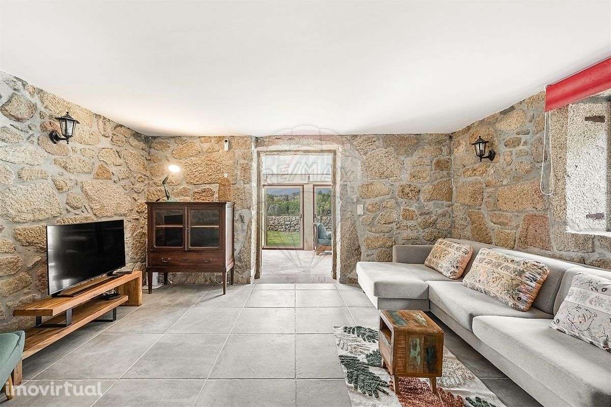 Moradia T2 para venda - Grande imagem: 4/48