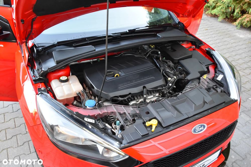 Ford Focus 1.5 EcoBoost STart-Stopp-System ST-LINE - 28