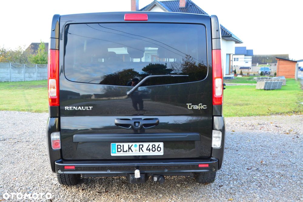 Renault Trafic FAP Grand Passenger Black Edition - 6