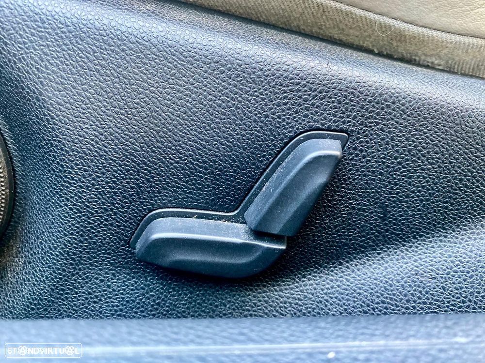 Mercedes-Benz E 250 CDi Elegance BlueEfficiency Auto - 15