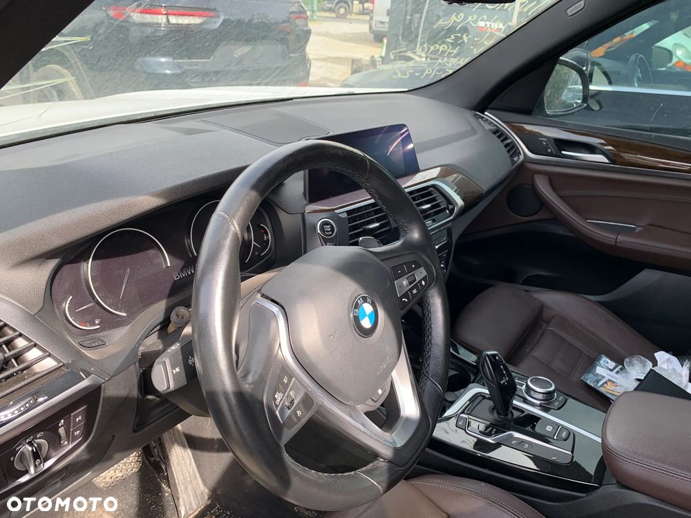 BMW X3 xDrive30i GPF xLine - 9