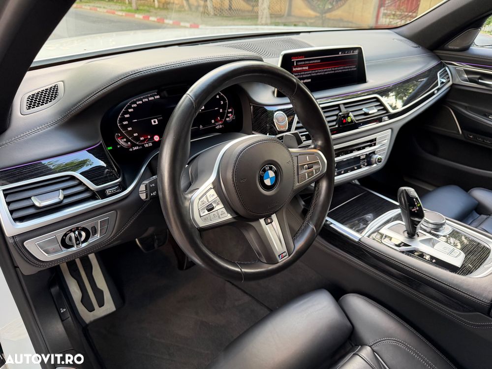 BMW Seria 7 750i xDrive - 3
