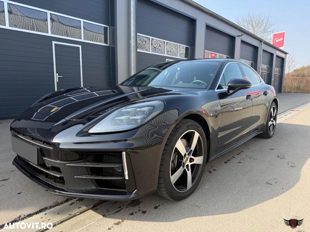 Porsche Panamera - 1