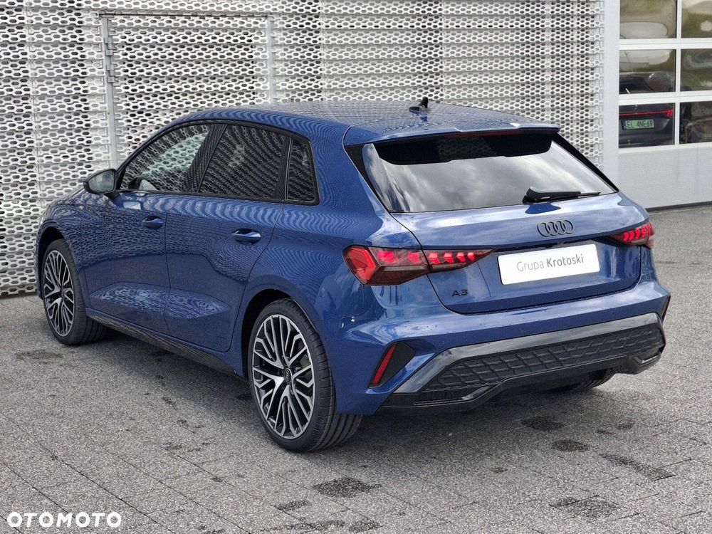 Audi A3 Sportback - 4
