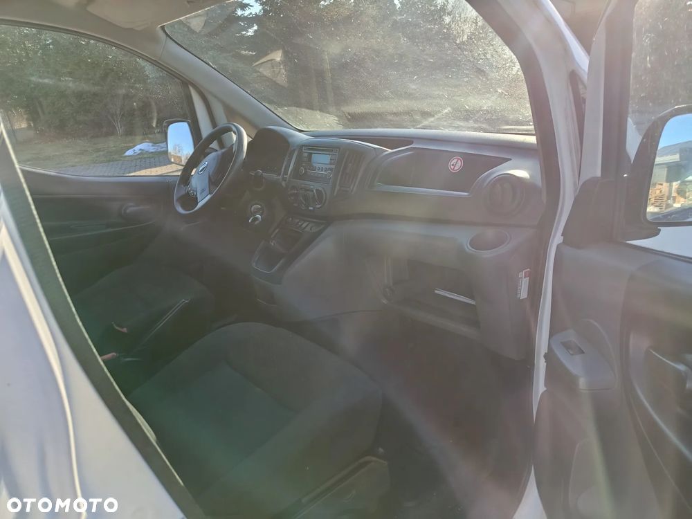Nissan NV200 Combi - 5