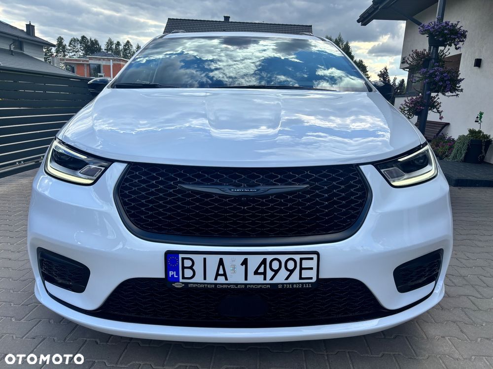 Chrysler Pacifica - 10