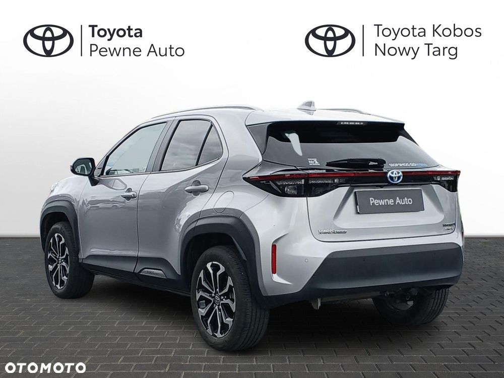 Toyota Yaris Cross Hybrid 1.5 Comfort 4x4 - 7