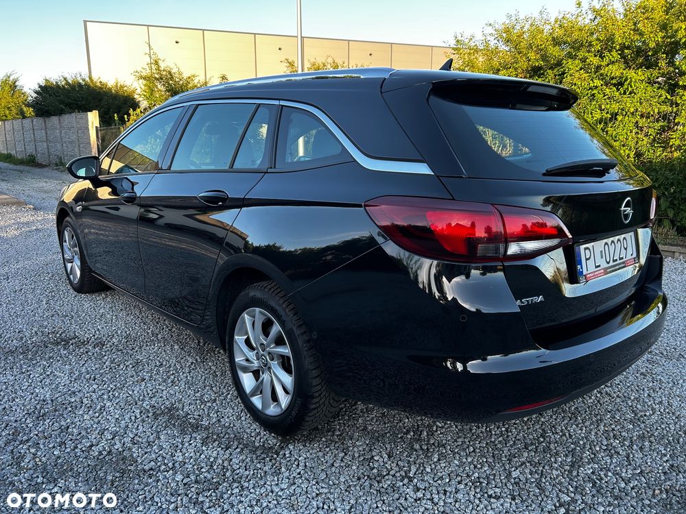 Opel Astra 1.2 Turbo Business Edition - 10