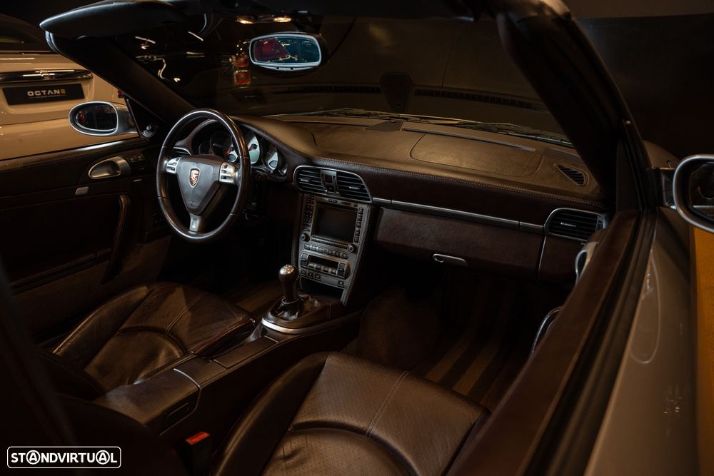 Porsche 911 (997) Carrera S Cabriolet - 15