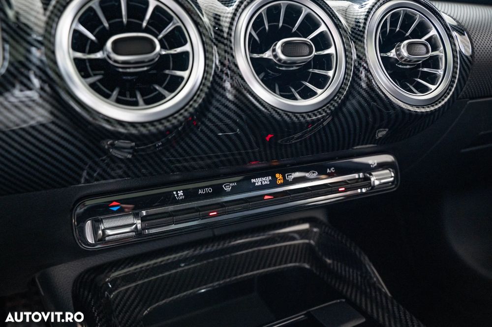 Mercedes-Benz CLA 35 AMG 4MATIC AMG Speedshift 8G-DCT AMG Line Advanced Plus - 24