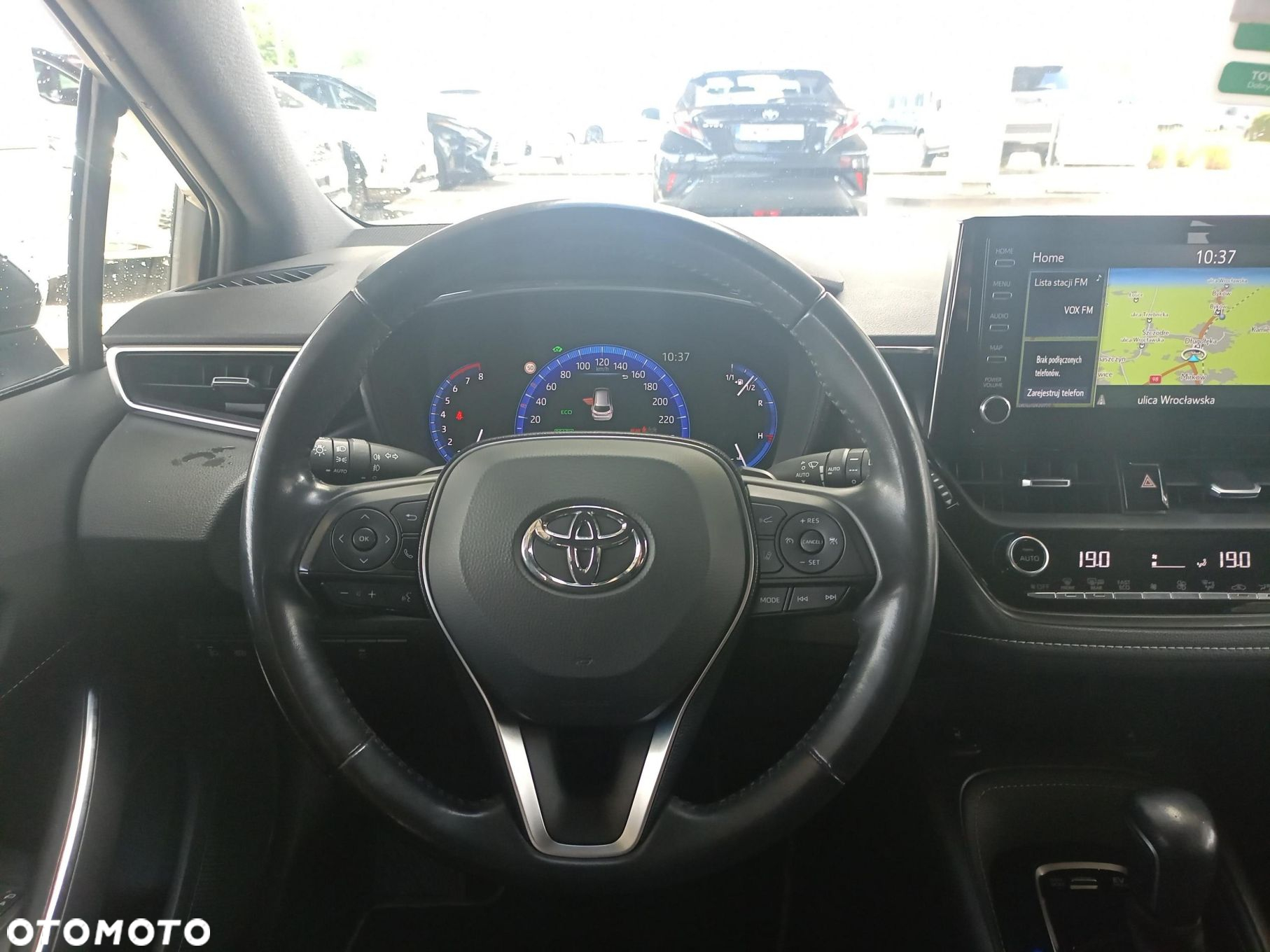 Toyota Corolla 2.0 Hybrid Comfort - 12