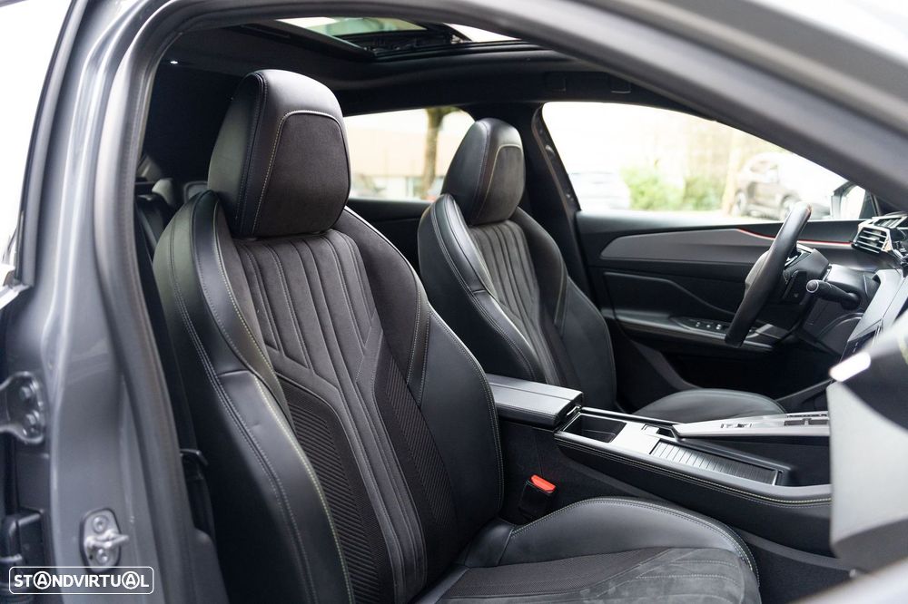 Peugeot 408 1.6 Hybrid GT e-EAT8 - 30