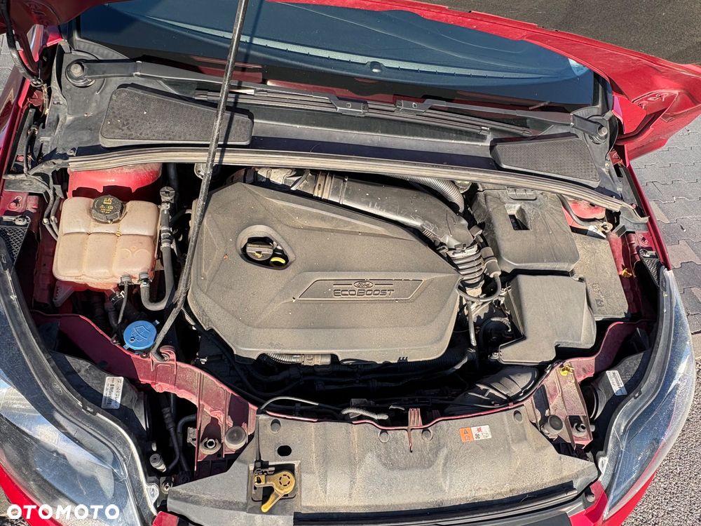 Ford Focus 1.6 EcoBoost Trend - 16