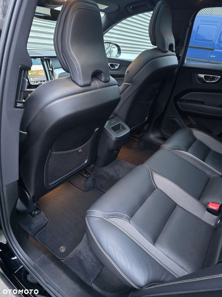 Volvo XC 60 B4 D AWD Plus Bright - 15