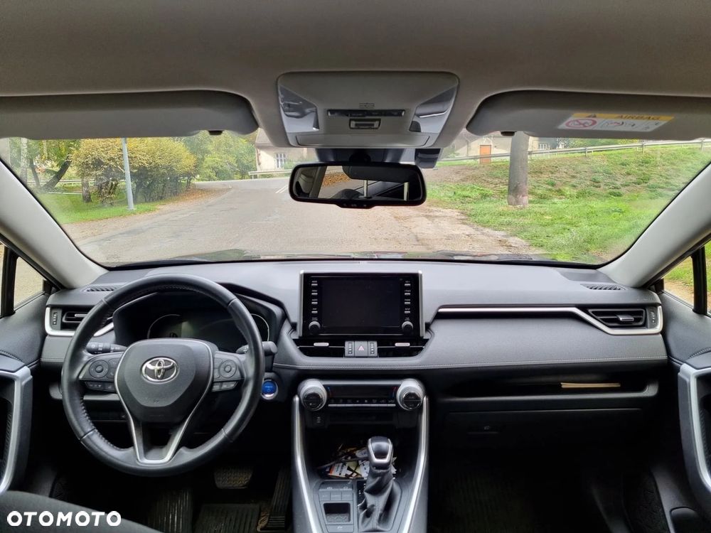 Toyota RAV4 - 23