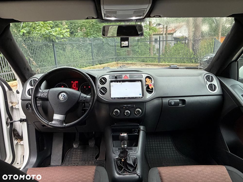 Volkswagen Tiguan 2.0 TDI 4Mot Track&Field - 8