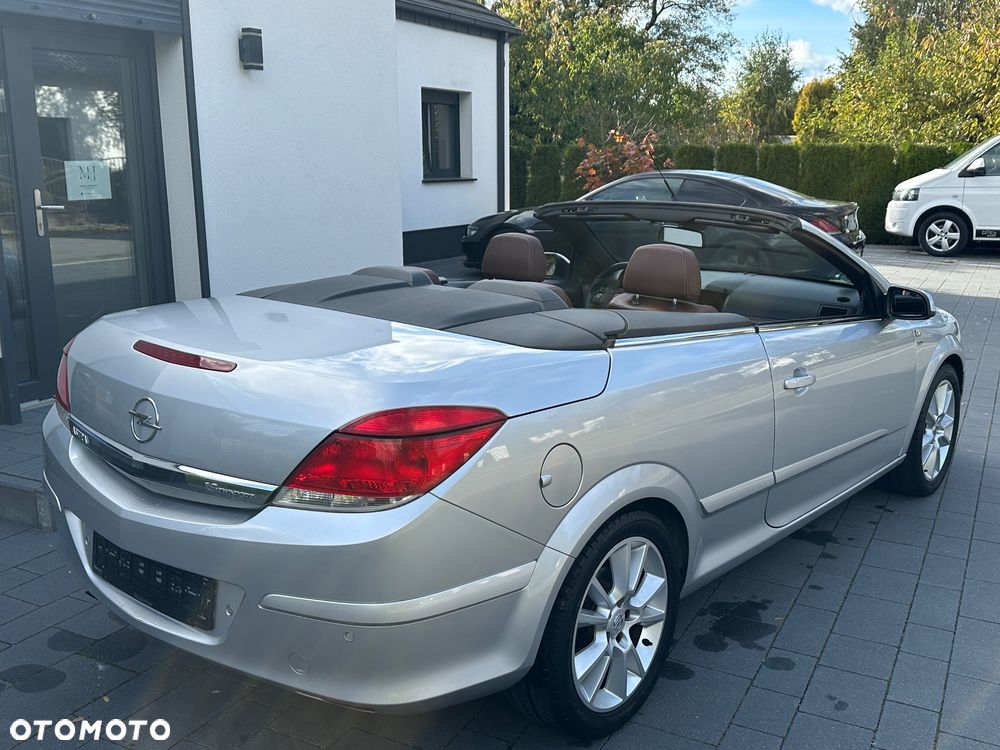 Opel Astra - 8