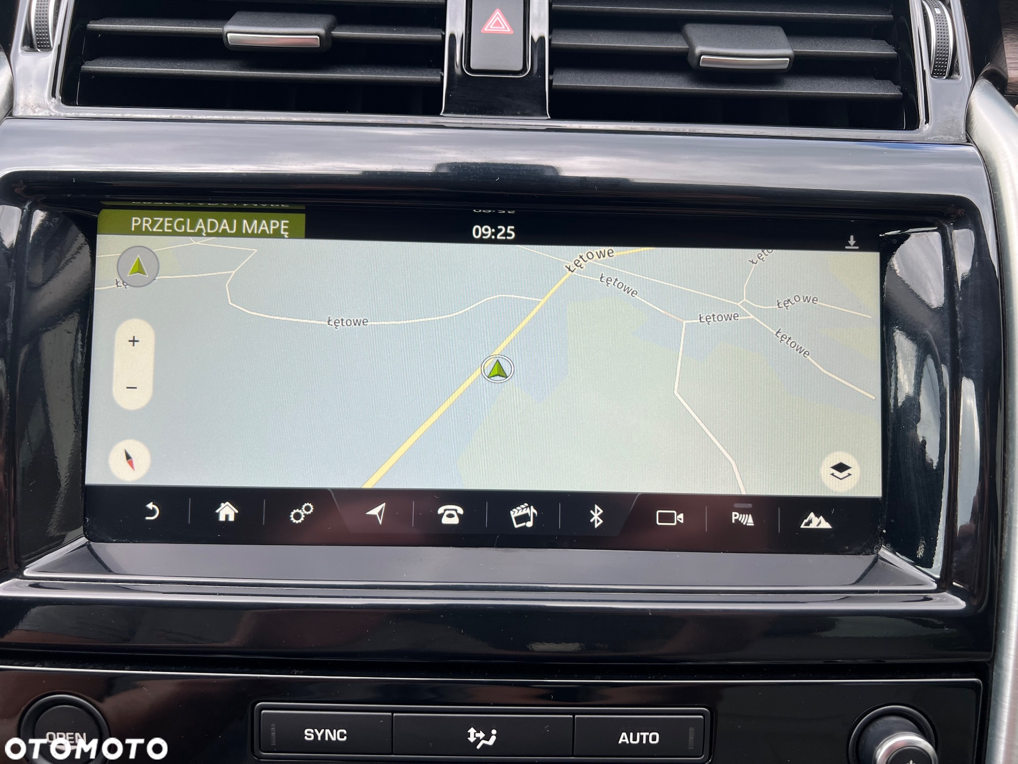 Land Rover Discovery V 2.0 SD4 HSE - 21
