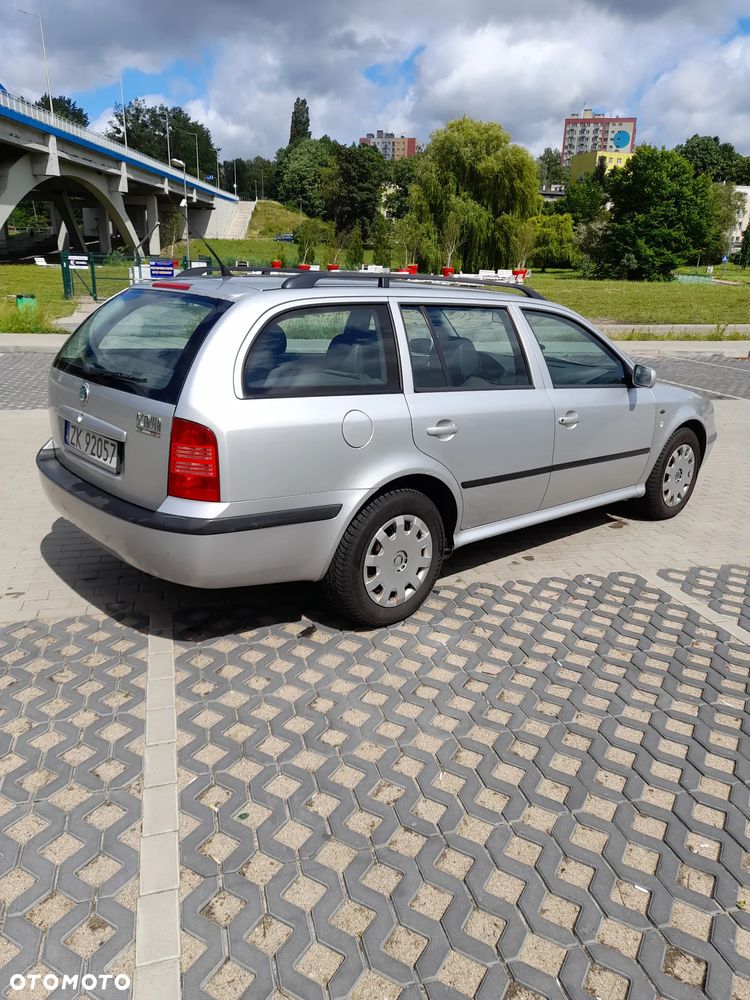 Skoda Octavia 1.9 TDI Ambiente - 4