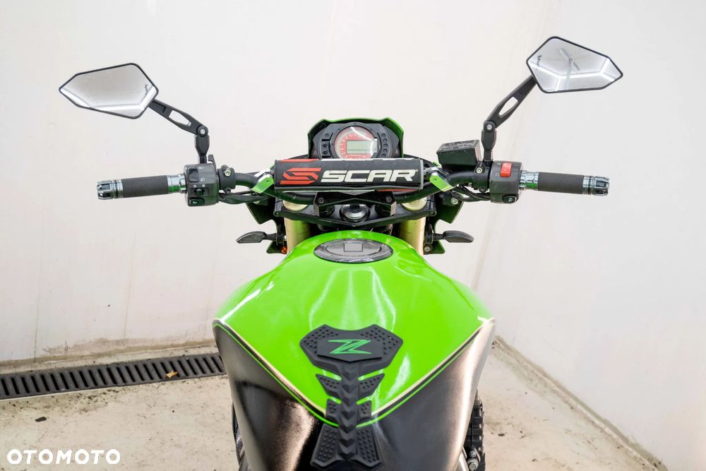 Kawasaki Z - 25