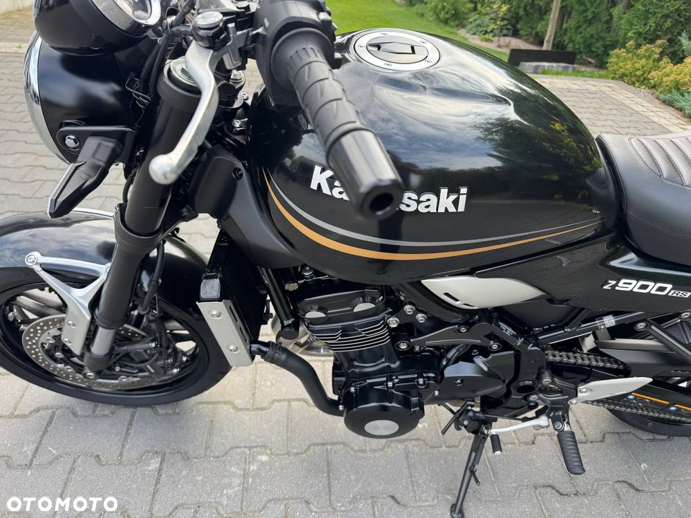 Kawasaki Z 900 RS - 24