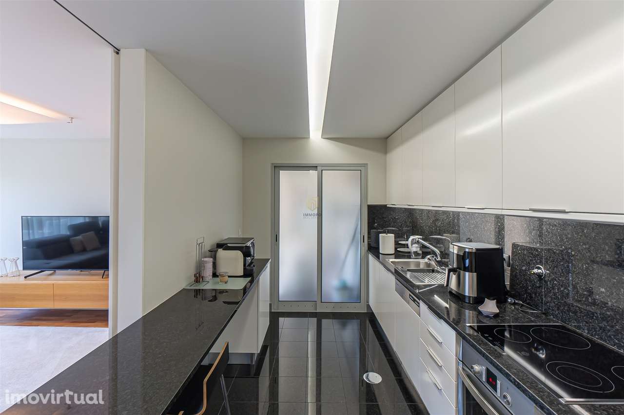 Apartamento T3 no 4.º Andar com Varanda e Garagem - Grande imagem: 4/42