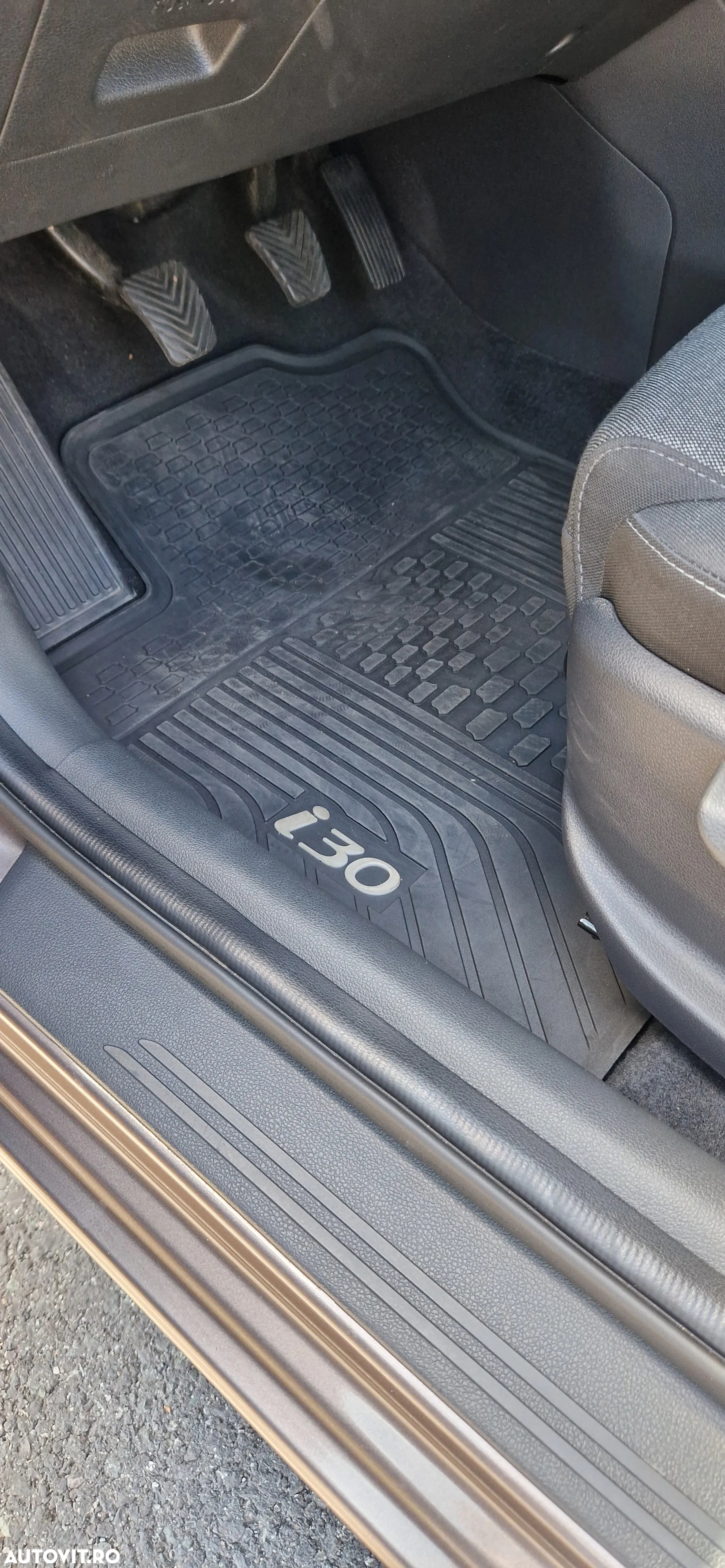 Hyundai i30 - 24