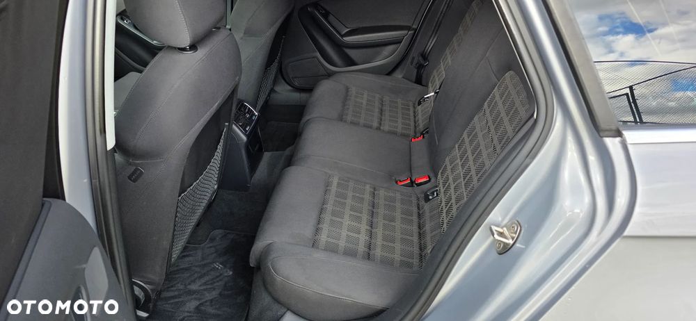 Audi A4 Avant 2015 photo 4