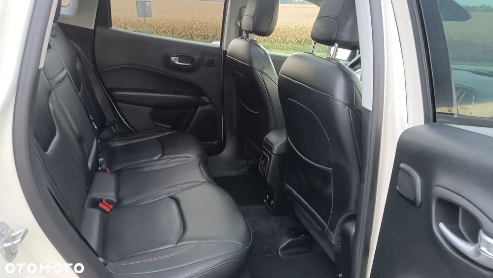 Jeep Compass - 15