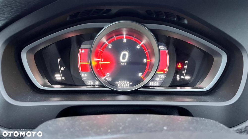 Volvo V40 Cross Country D2 Geartronic Momentum - 3