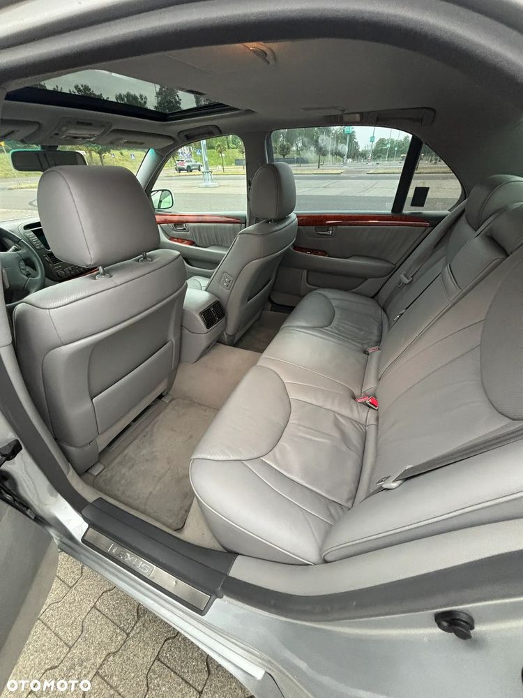 Lexus LS Elegance - 28
