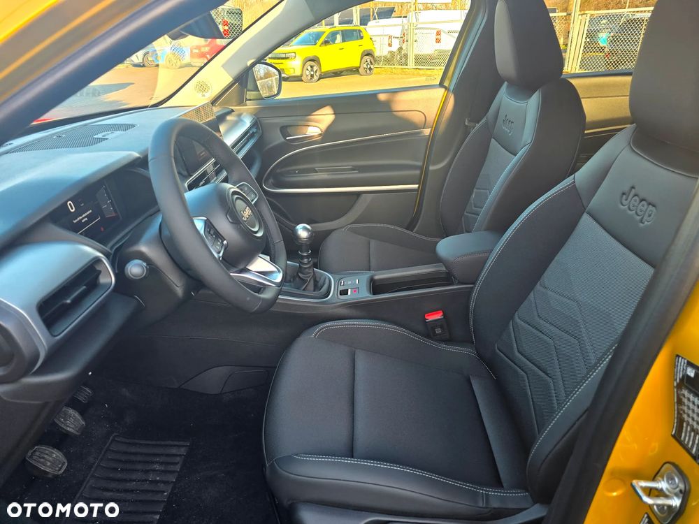 Jeep Avenger 1.2 GSE T3 Summit FWD - 9