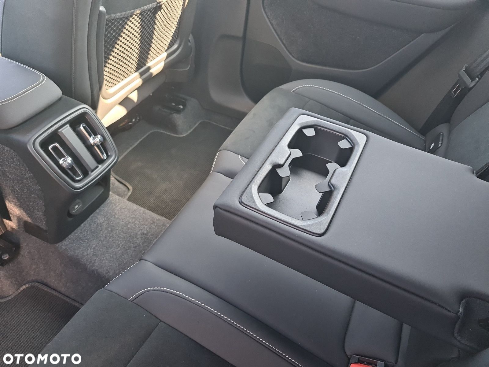 Volvo XC 40 - 12