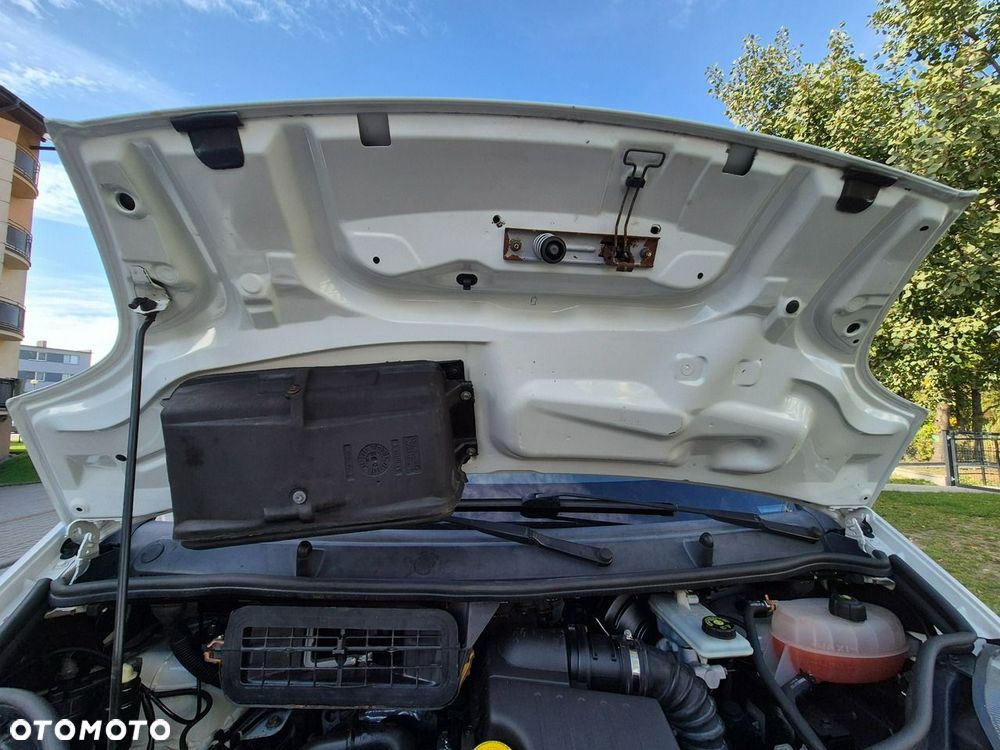 Nissan Primastar - 38