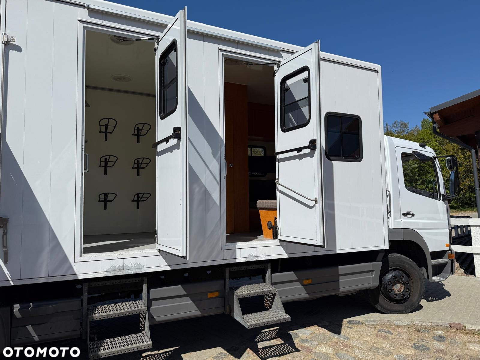 Mercedes-Benz Atego 1217 KONIOWÓZ 4-7 KONI Perfekcyjny Stan - 3