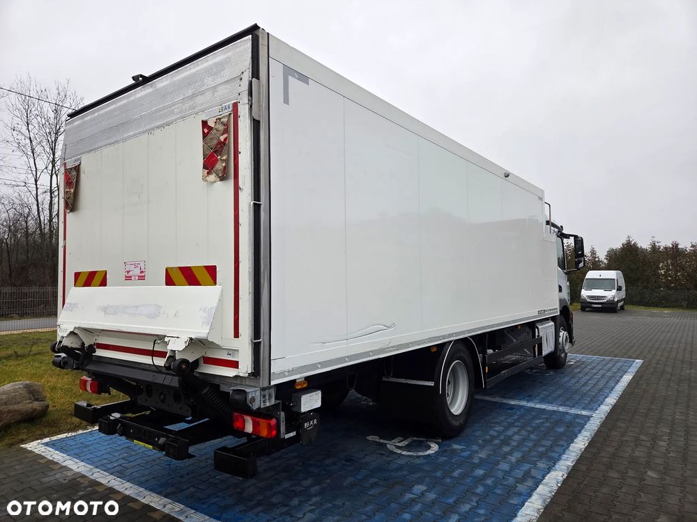 Mercedes-Benz atego antos - 25