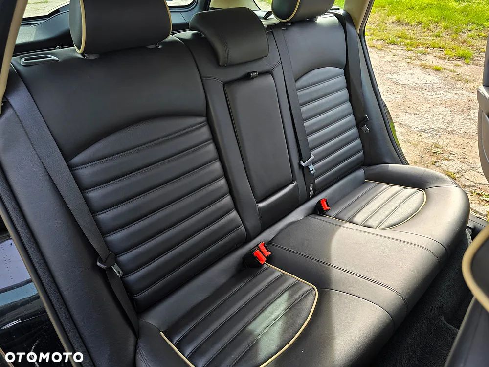 Jaguar X-Type 3.0 Executive - 24