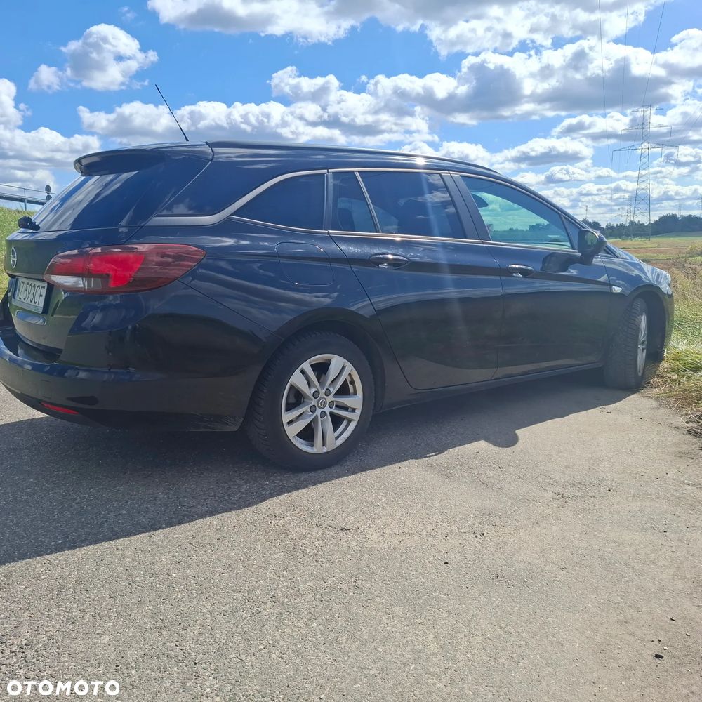 Opel Astra V 1.5 CDTI Edition S&S - 2