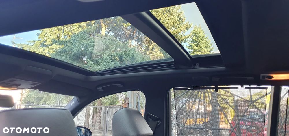 BMW Seria 3 330xi - 18