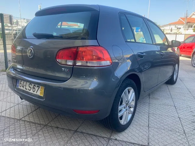 VW Golf 1.6 TDi Highline - 2