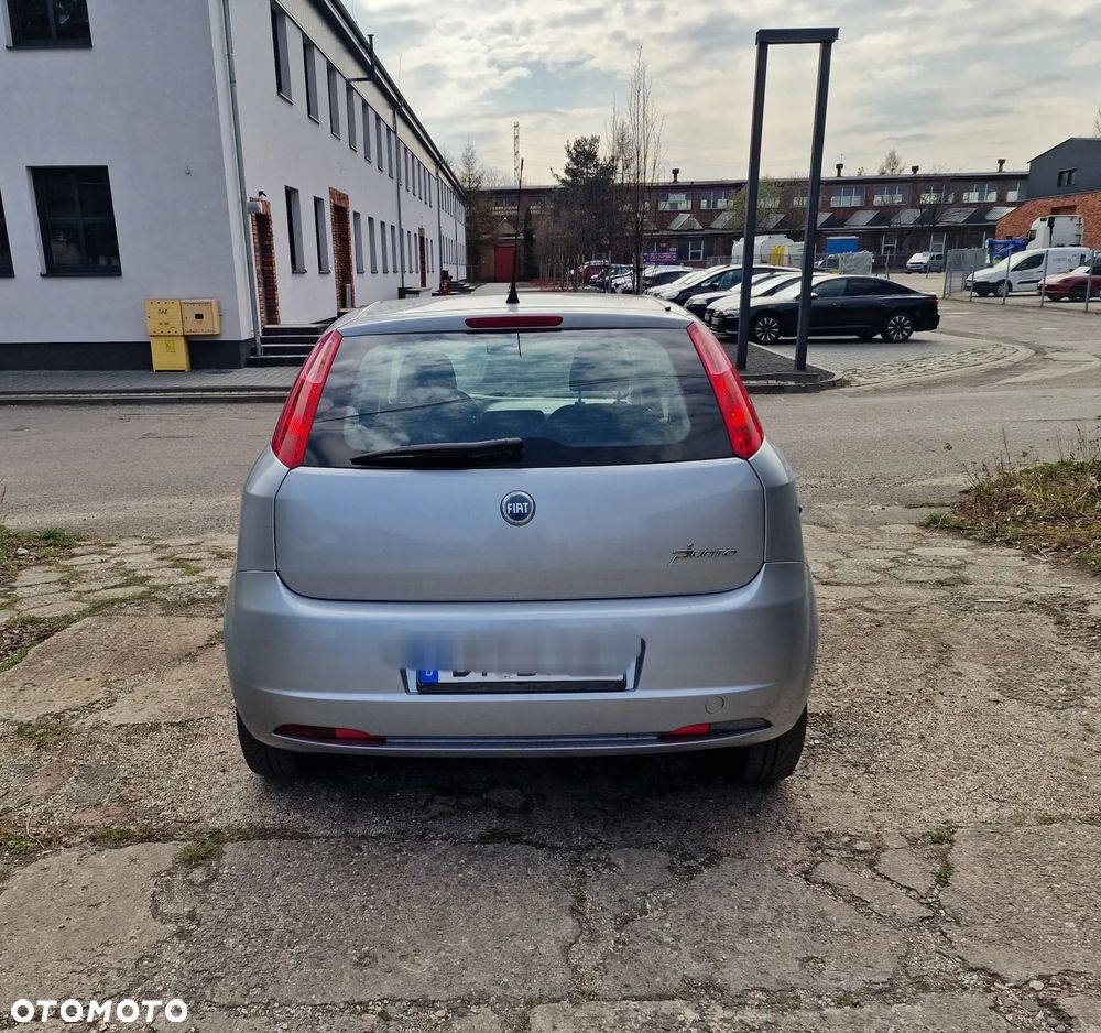 Fiat Grande Punto - 6