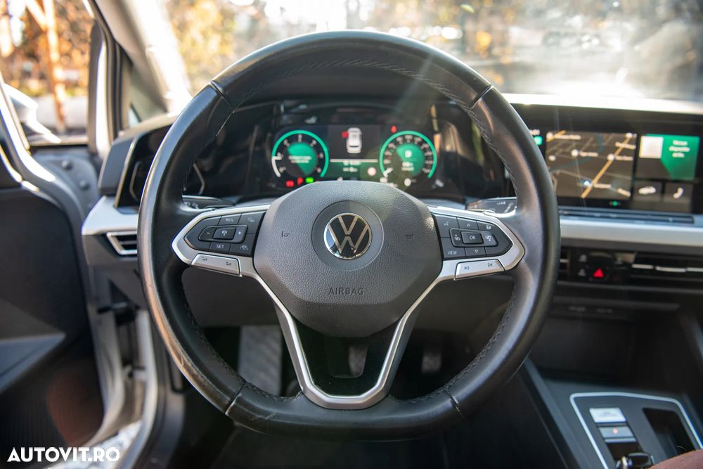 Volkswagen Golf Variant 2.0 TDI SCR DSG Life - 6