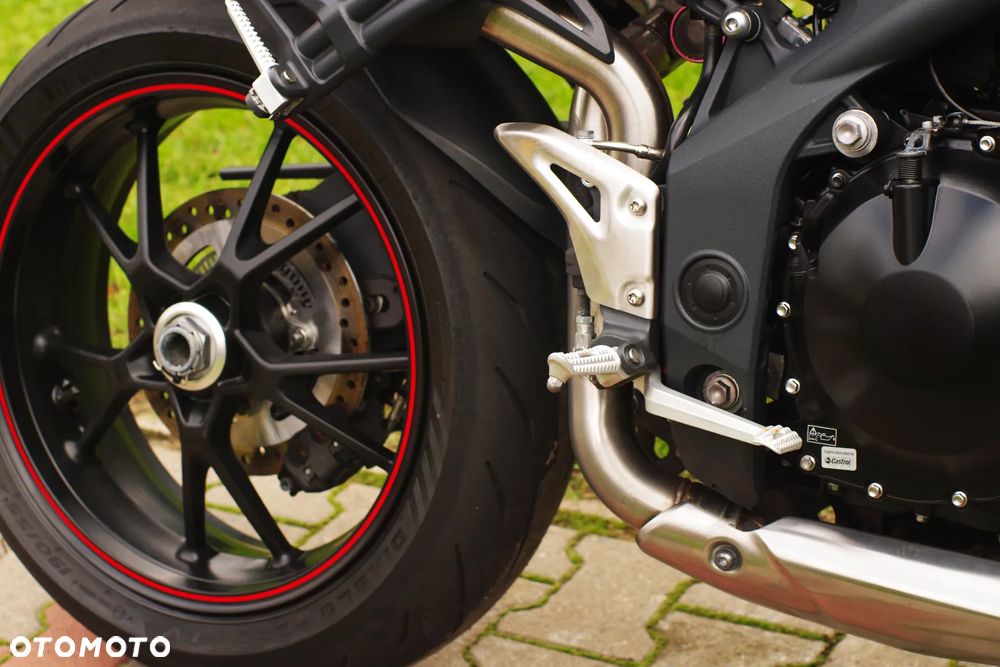 Triumph Speed Triple - 9