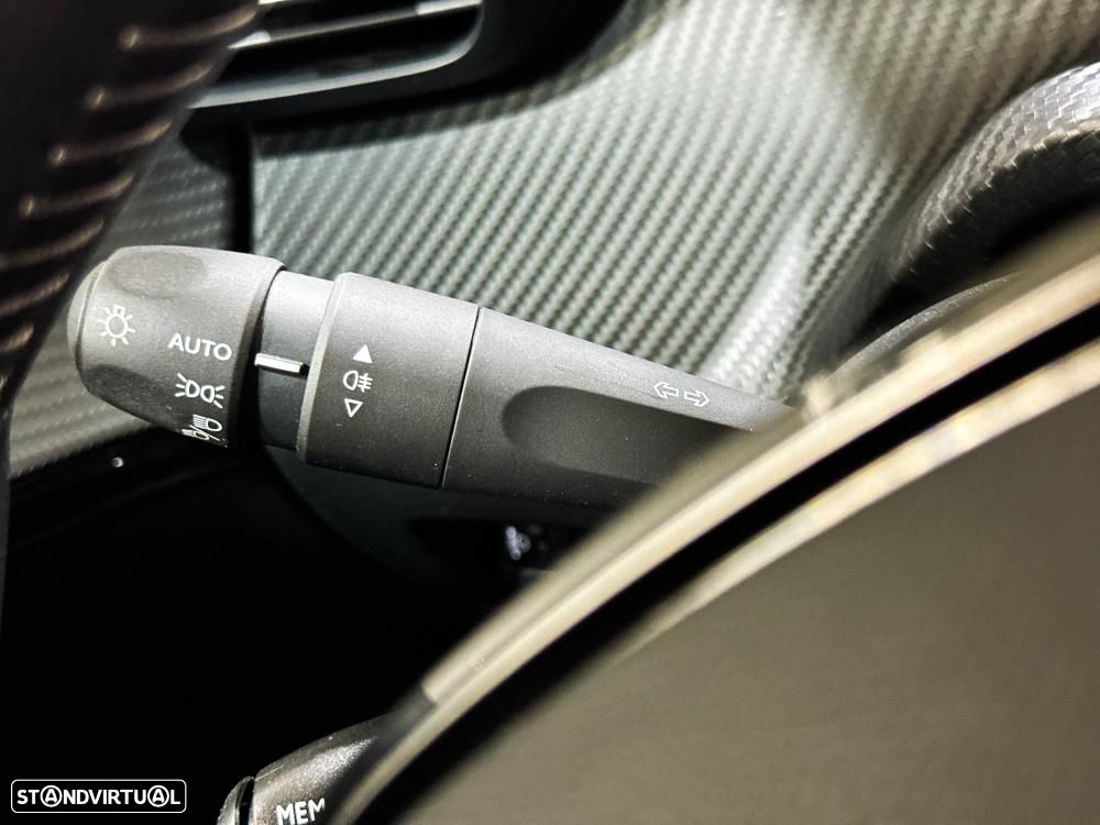 Peugeot e-208 50 kWh SE Style - 38