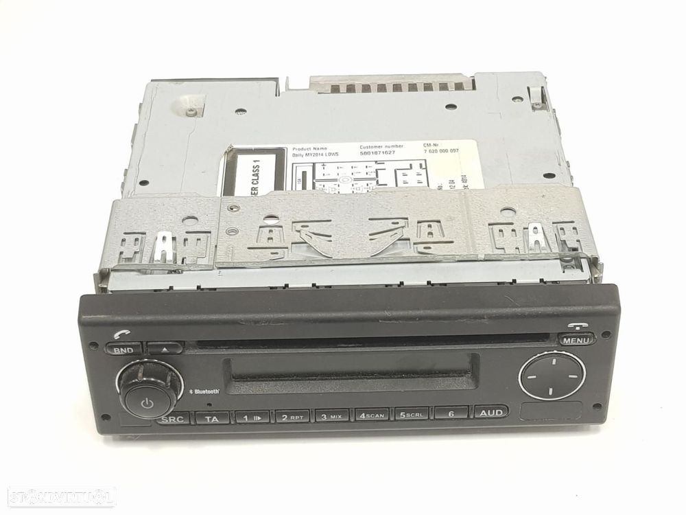 SISTEMA DE ÁUDIO RÁDIO CD IVECO DAILY FURGÓN - 1