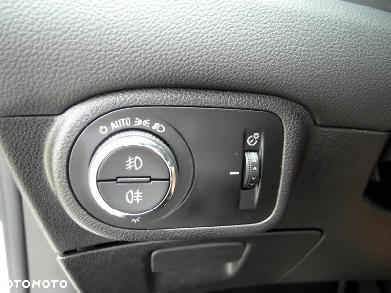 Opel Zafira Tourer 2.0 CDTI Automatik Innovation - 29